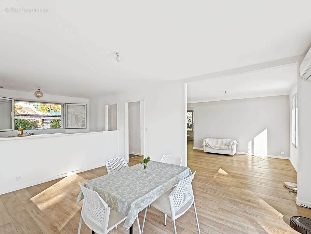 Maison à LA CADIERE-D&#039;AZUR