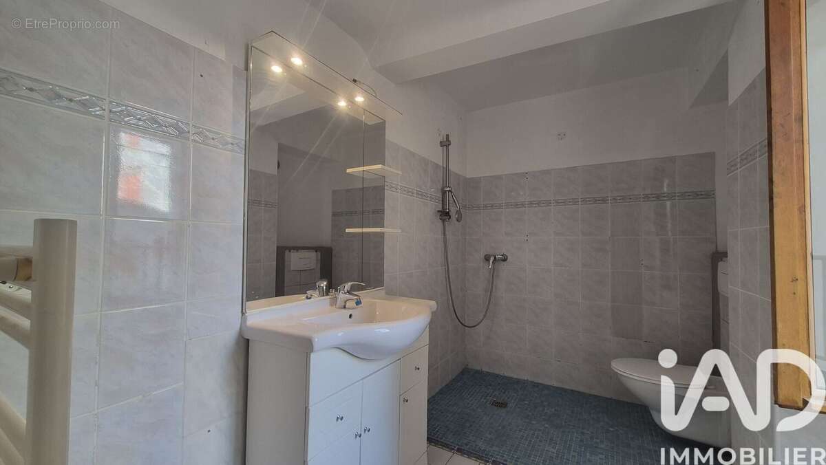 Photo 8 - Maison à REGUSSE