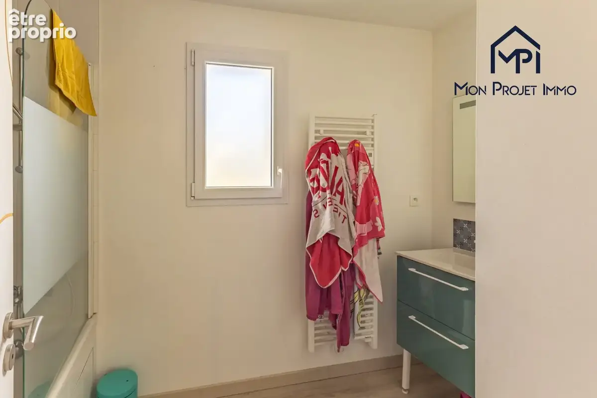 Maison 6 pièces 107 m² à vendre à Le Genest-Saint-Isle (53940) - photo 8