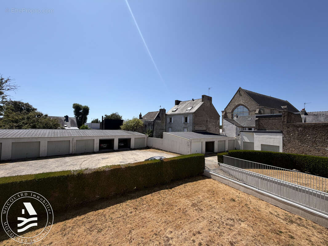 PLACE AUX ROUES - Centre ville d'Auray - photo 9
