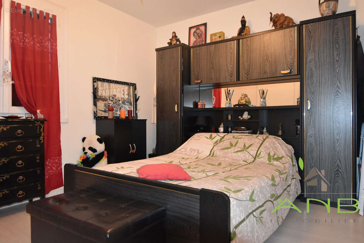 Maison 4 pièces 74 m² à vendre à Chaillac-Sur-Vienne (87200) - photo 9