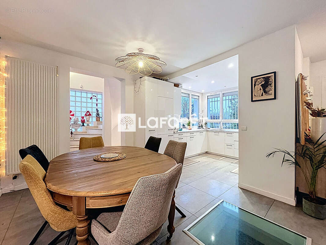 Maison à LE VESINET