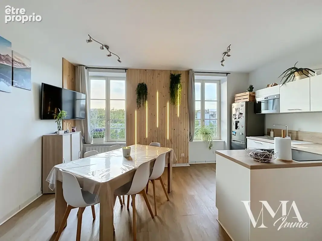 Appartement à EVEUX