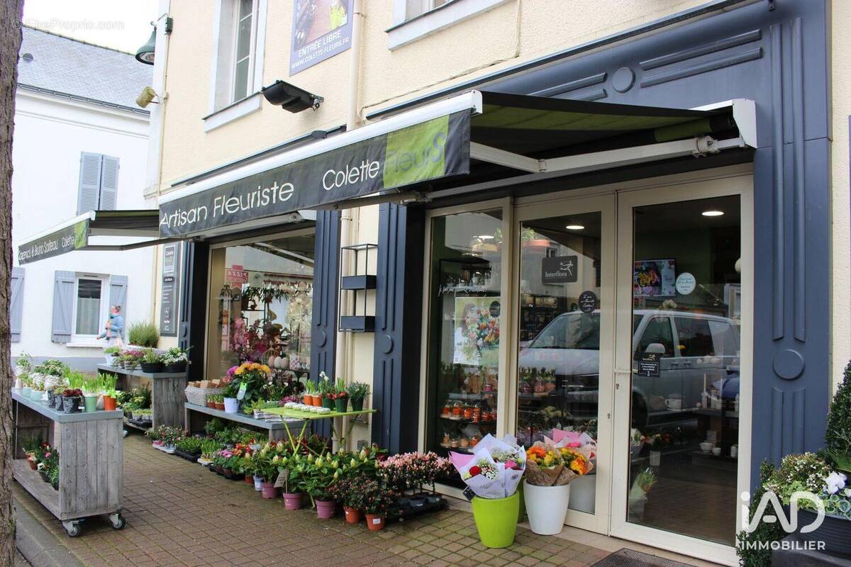 Photo 1 - Commerce à TIERCE