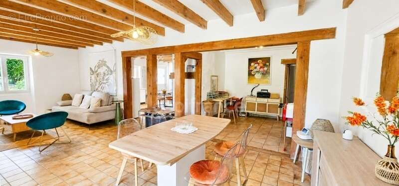 Dpt LANDES (40), à vendre à SAMADET, Maison T5 162 m² et dépendances sur 2482 m² de terrain, au calme - photo 9