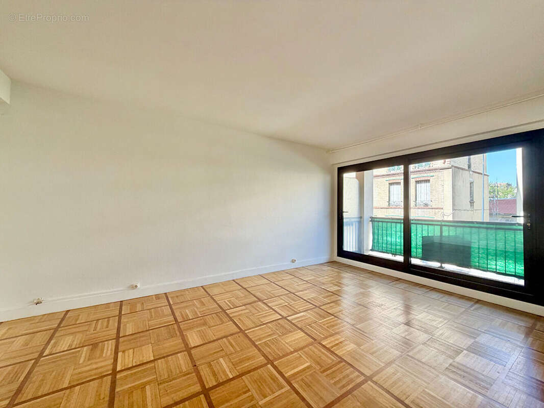 Appartement à FONTENAY-SOUS-BOIS