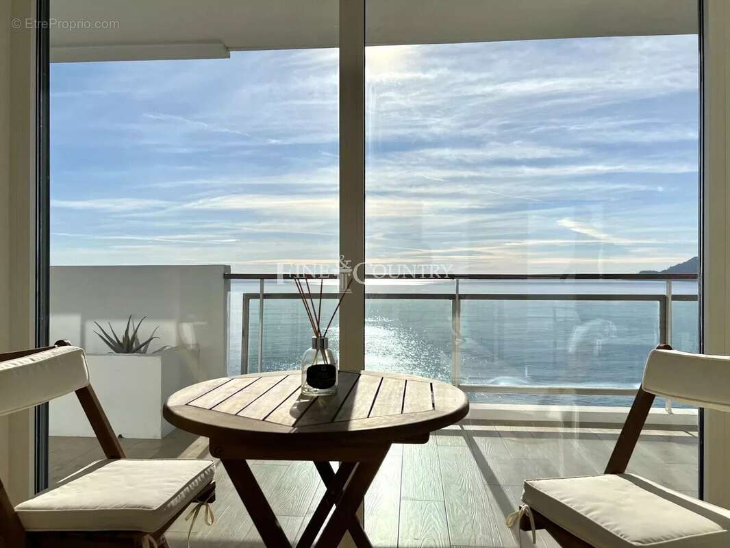 Appartement à CANNES