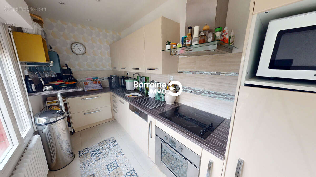 Maison à LE RELECQ-KERHUON