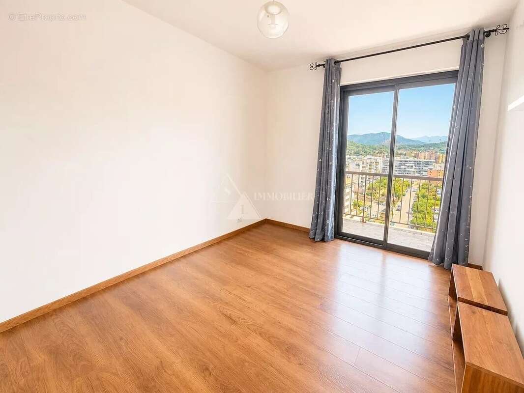 Appartement T3 de 90 m² et 29 m2 de terrasse- Vue mer panoramique - photo 11