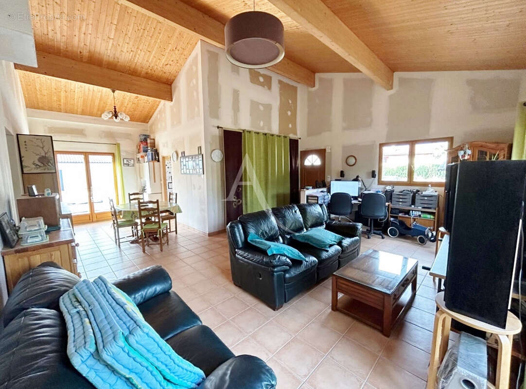 Maison à MERVILLE