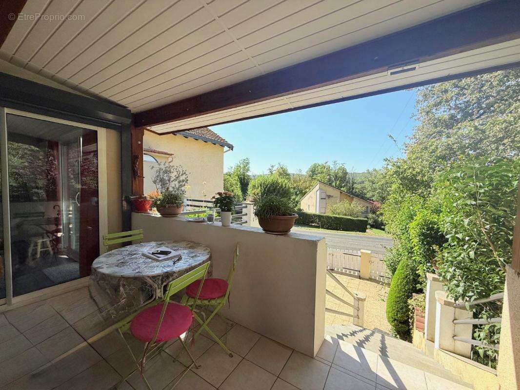 Maison à LAMAGDELAINE