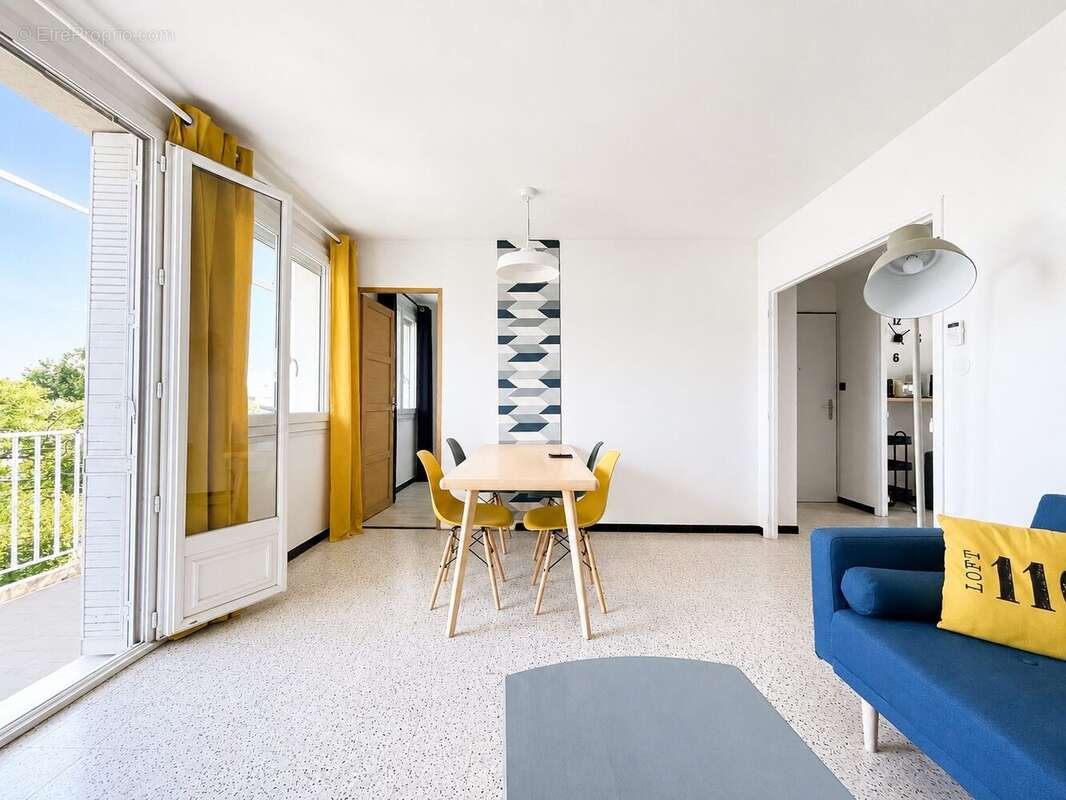 Appartement à NIMES