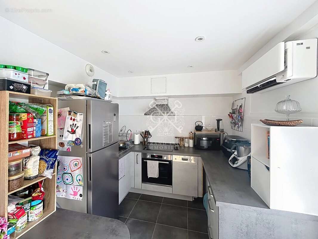 Appartement à SAINTE-FOY-LES-LYON