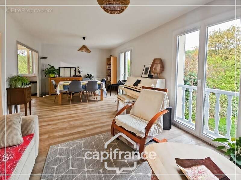 Maison à CASTELCULIER