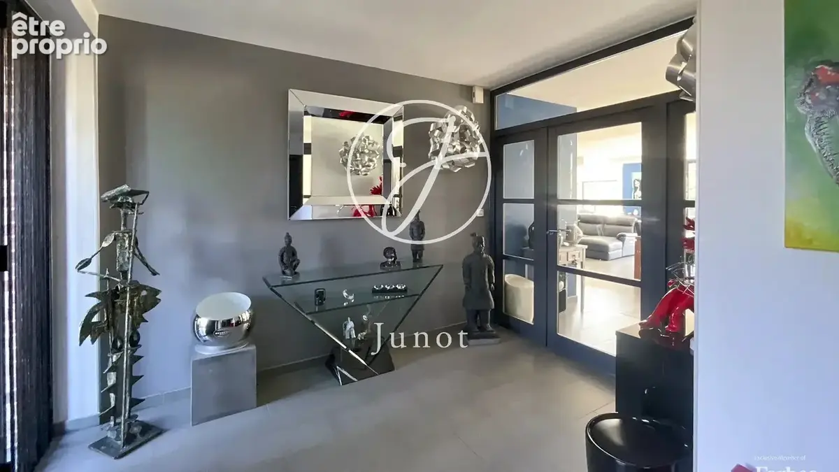 Capinghem - CENTRE - Maison à vendre - 6 pièces - 312m² - 4 chambres possibilité 5 - Jardin -  Garage et parkings - photo 11