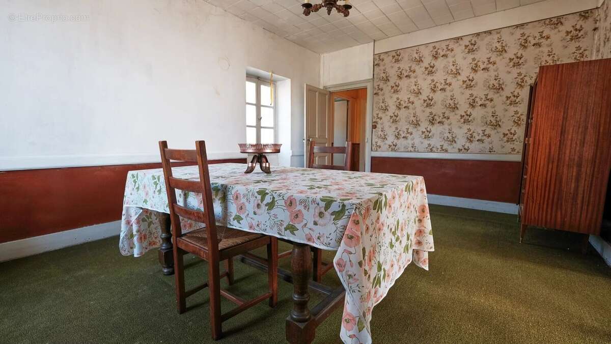 Grande propriété avec beaucoup de potentiel et de belles vues - photo 12