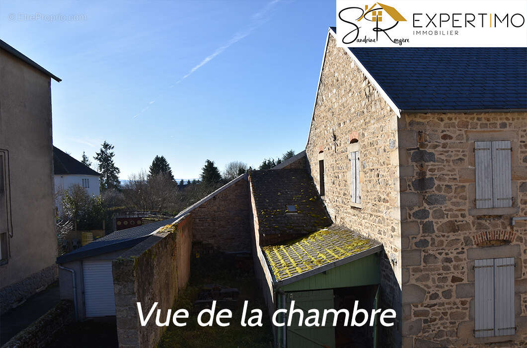 Maison à SAINT-GERVAIS-D'AUVERGNE