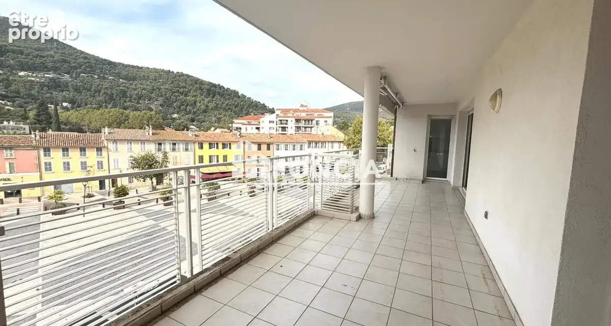 Appartement T3 de 76 m² avec terrasse, cave et stationnement, au cœur de La Valette-du-Var - photo 1