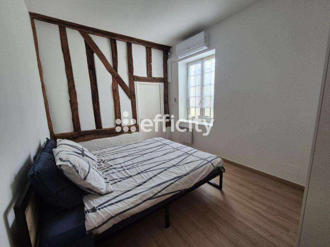 Appartement à DHUIZON