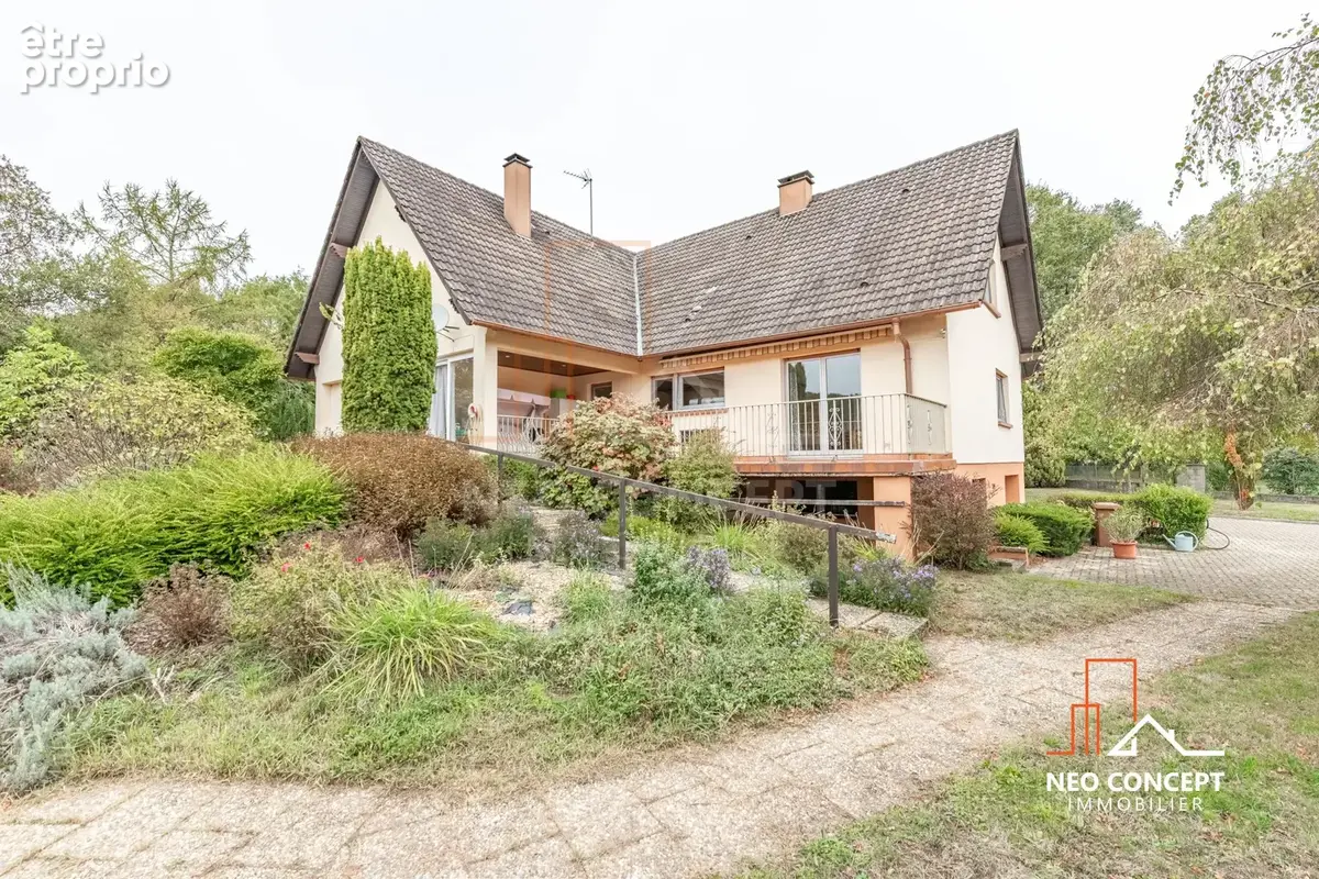 Exclusivité – betschdorf – maison de caractère de 190 m² – 5 chambres – terrain de 20 ares – impasse au calme - photo 2