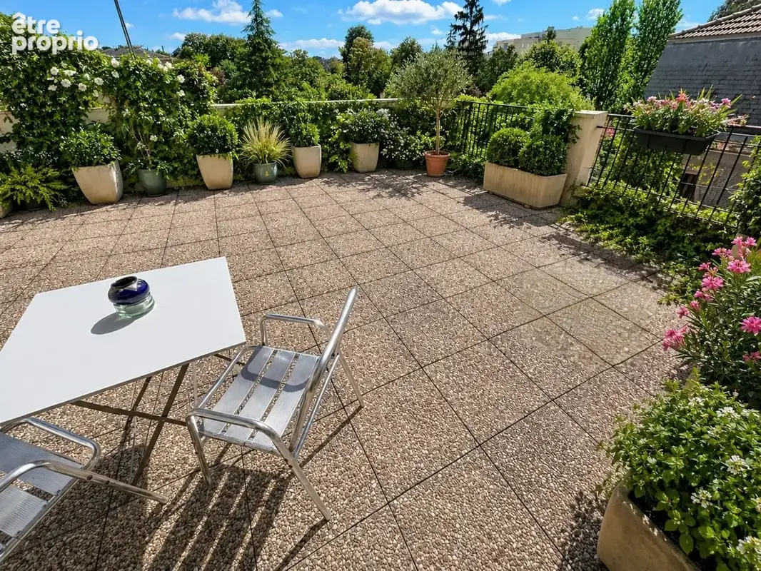 Appartement à vendre 4 pièces terrasse et garage REIMS (51) - photo 3