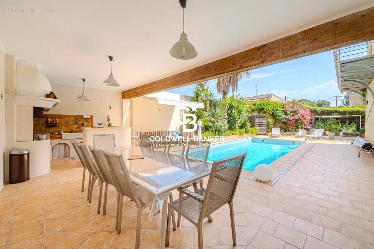 Maison à LUNEL-VIEL