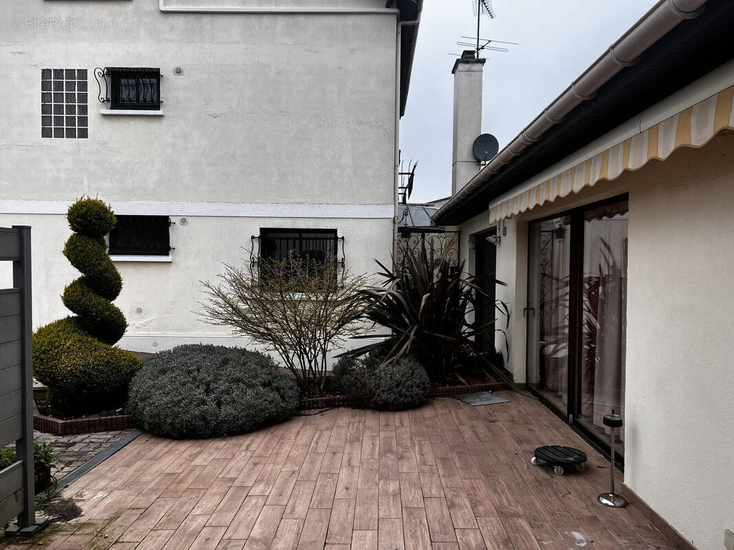 Maison à ORMESSON-SUR-MARNE