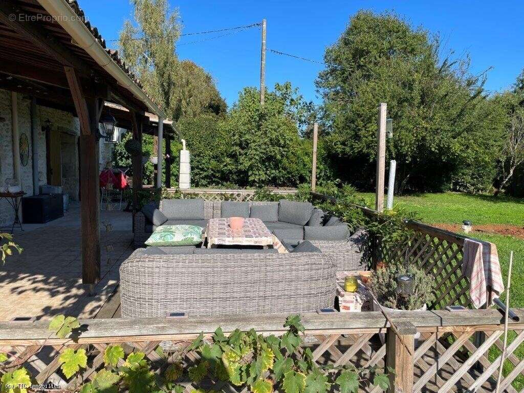 Maison à SAUZE-VAUSSAIS