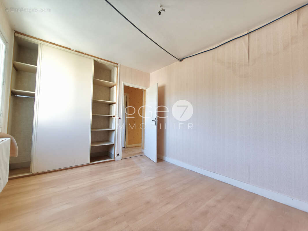 Appartement à QUIMPERLE