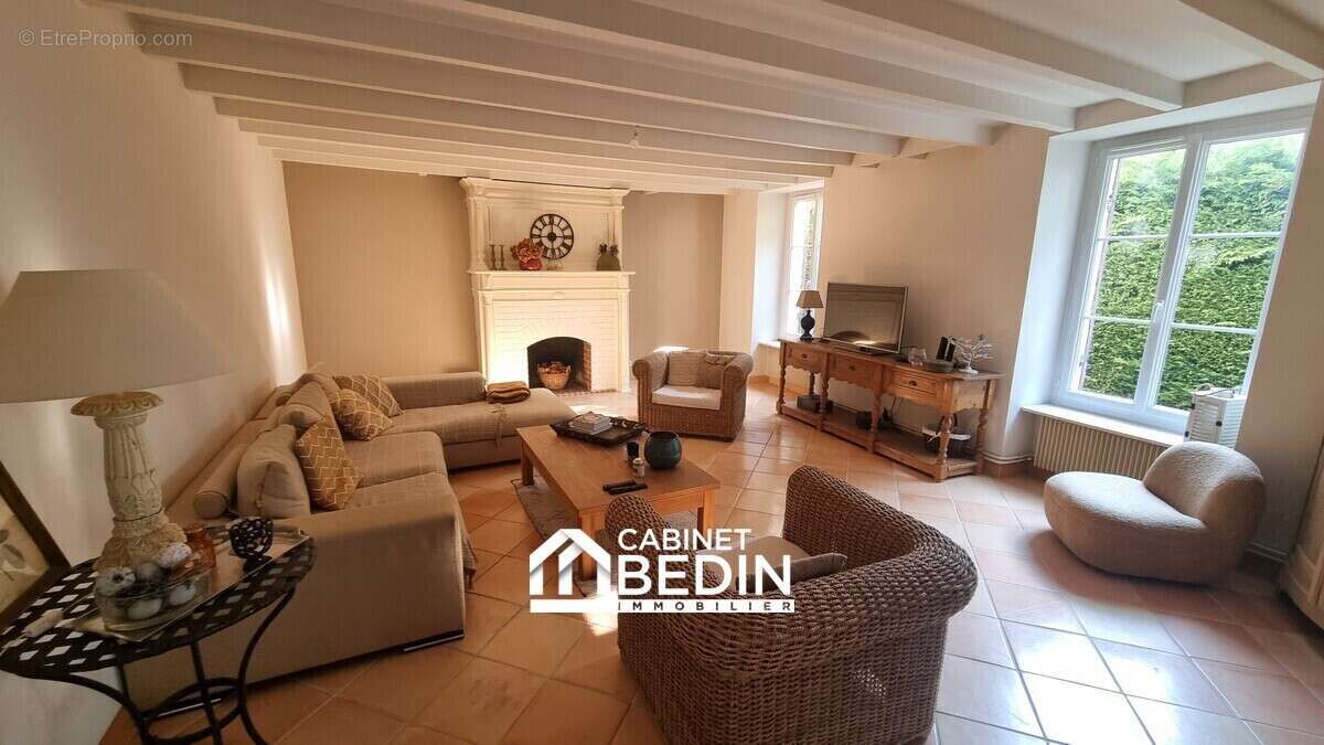 Maison à BAYON-SUR-GIRONDE