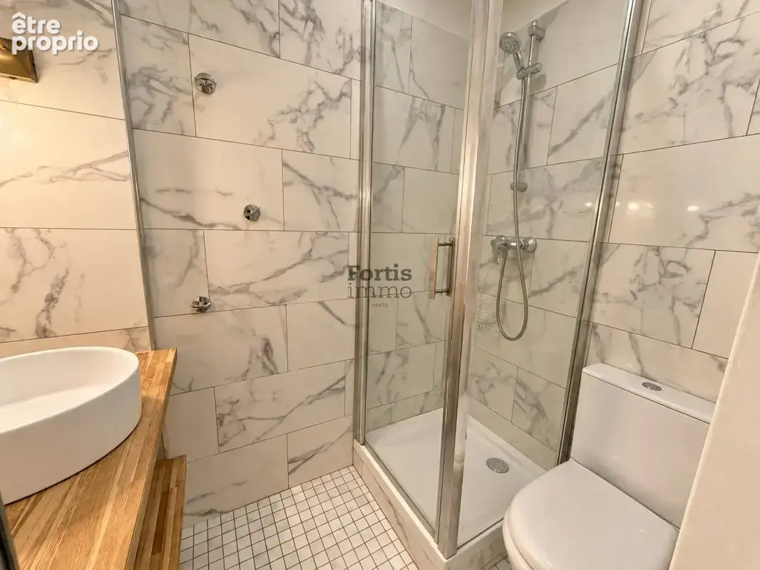 Paris 4 - île saint-louis – grand studio de 30,63 m2 - photo 7