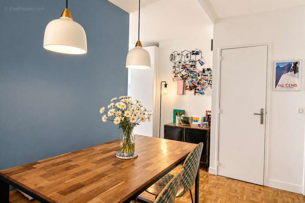 Appartement à PARIS-14E