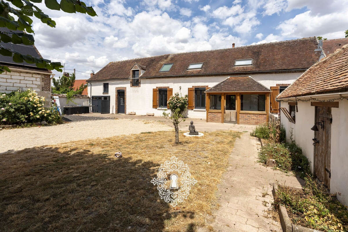 Maison à BRAY-SUR-SEINE