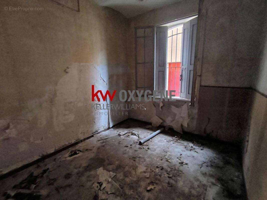 Commerce à LE BOULOU