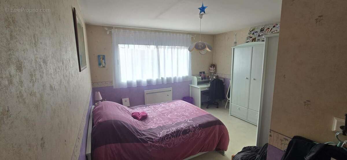 Photo 7 - Commerce à GENEUILLE