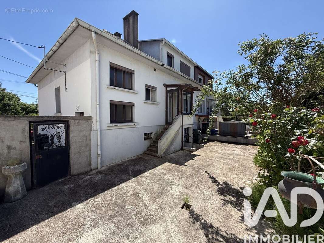 Maison 128 m² à Talange  - photo 2