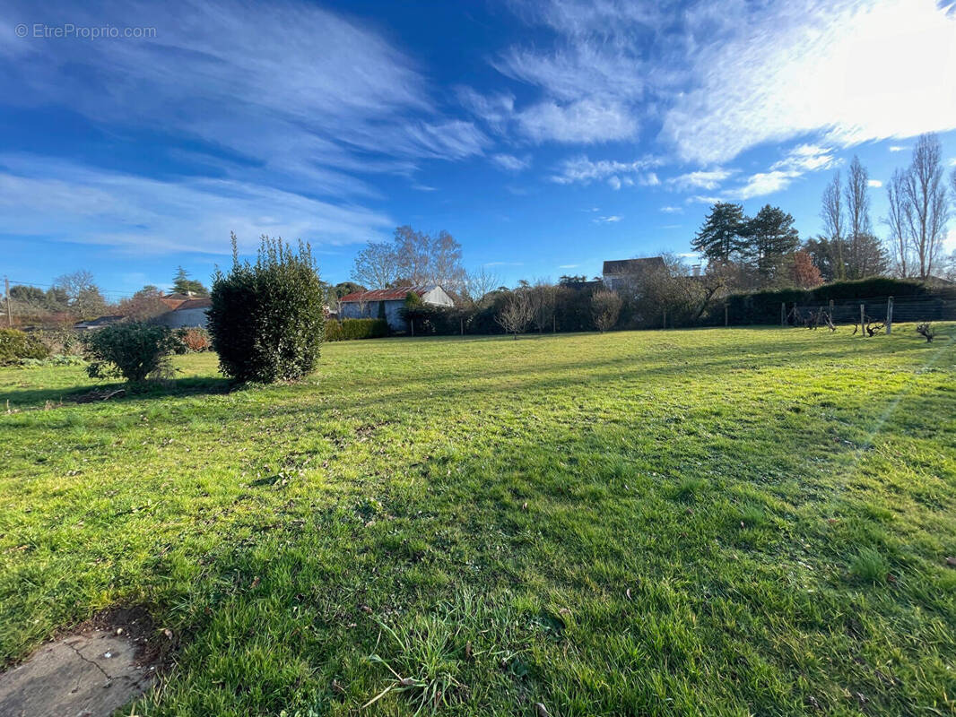 Terrain à POITIERS