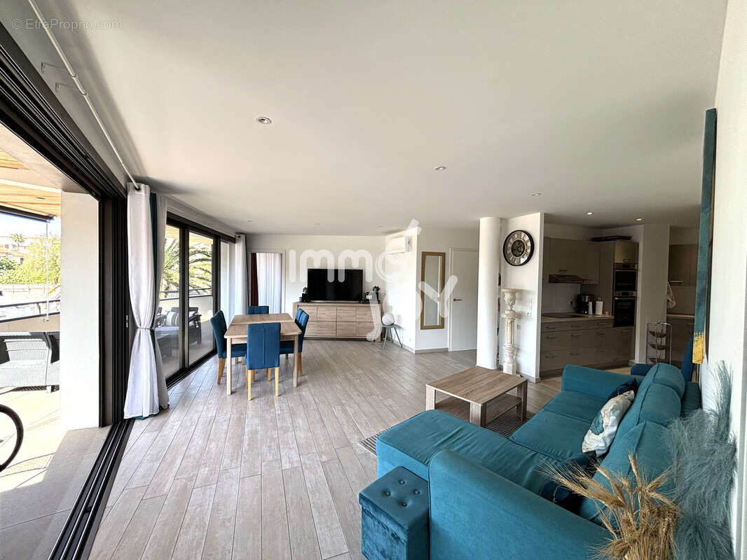 Appartement à FREJUS