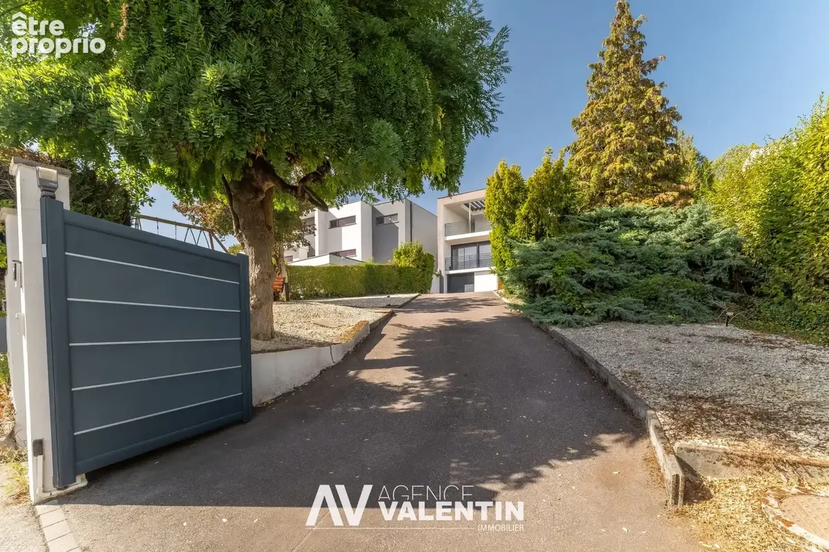 Photo Maison à Scy-Chazelles au prix de 1 090 000€