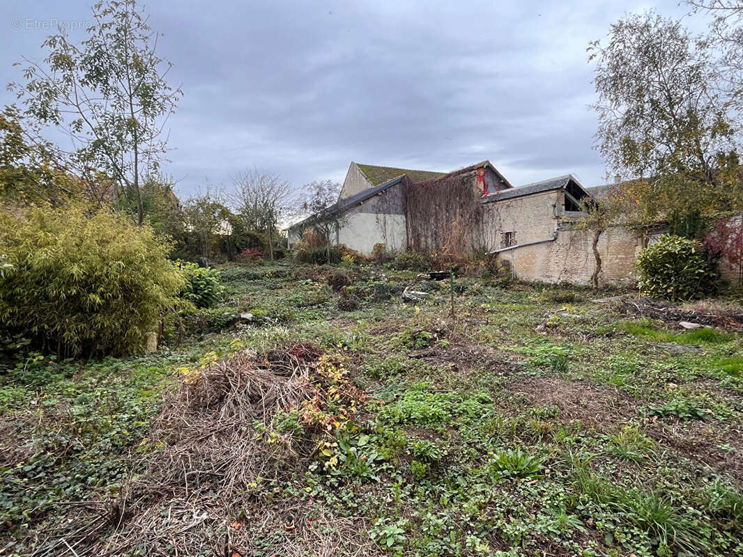 Terrain à BRETTEVILLE-SUR-LAIZE