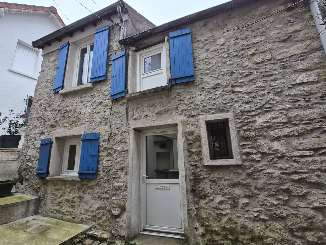 Maison à L'ETANG-LA-VILLE