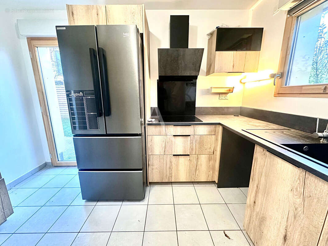 Maison à BUSSY-SAINT-GEORGES