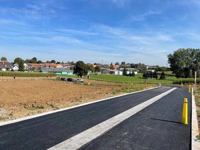 Terrain à SAINT-MESMES