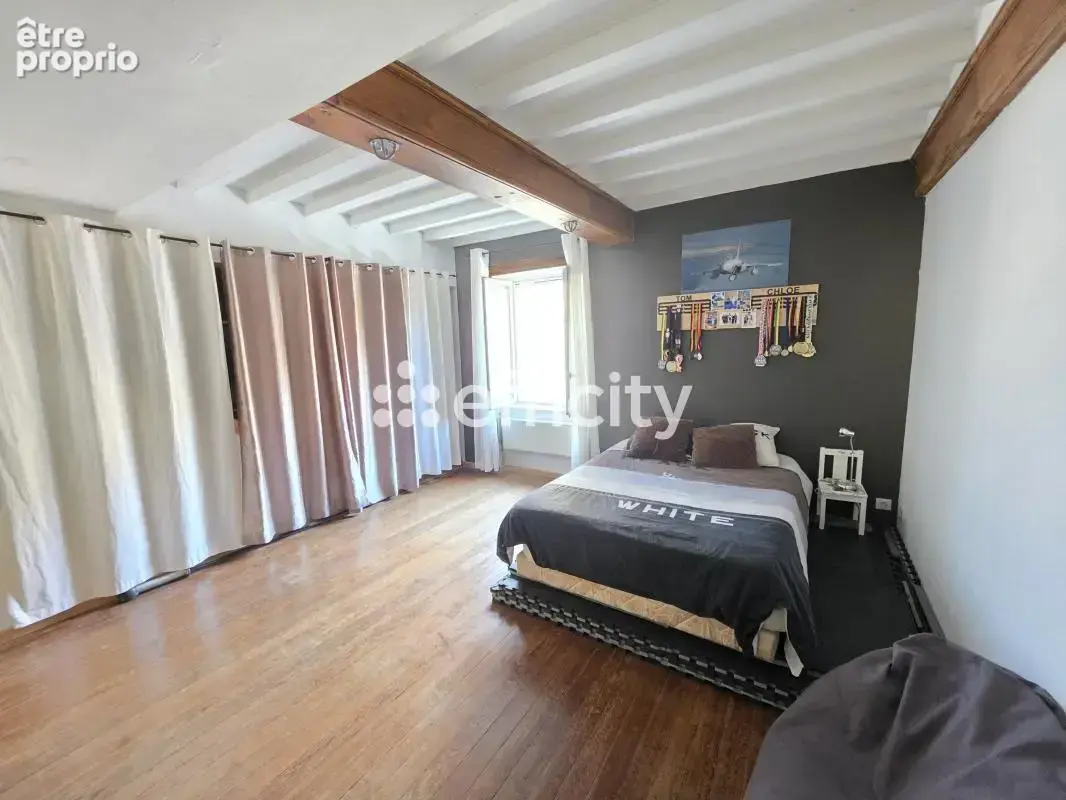 Maison 6 pièces 162 m² à vendre à Chazay-D'azergues (69380) - photo 8