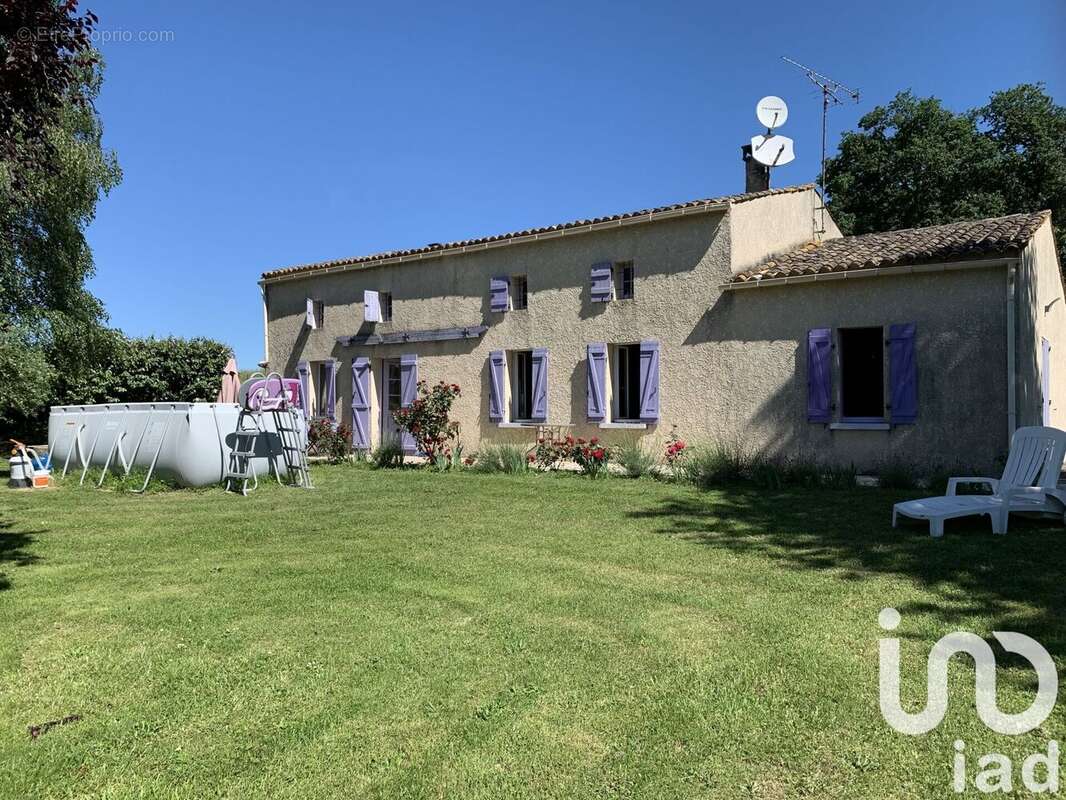 Maison 220 m² à Boisredon  - photo 2