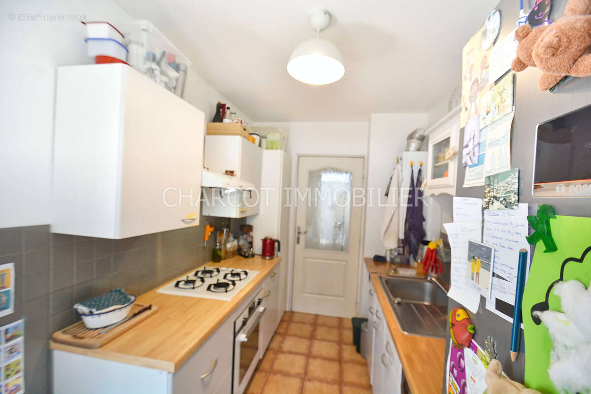 Appartement à LYON-9E