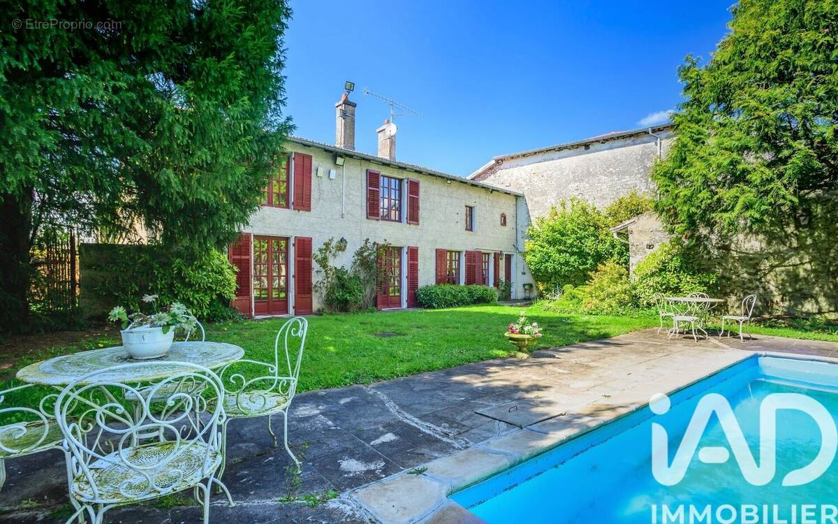 Photo 1 - Maison à BAGNEUX