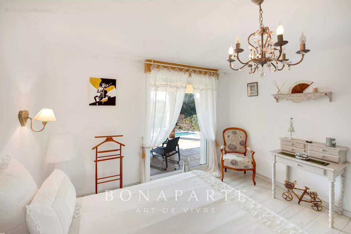 Maison à SAINT-RAPHAEL