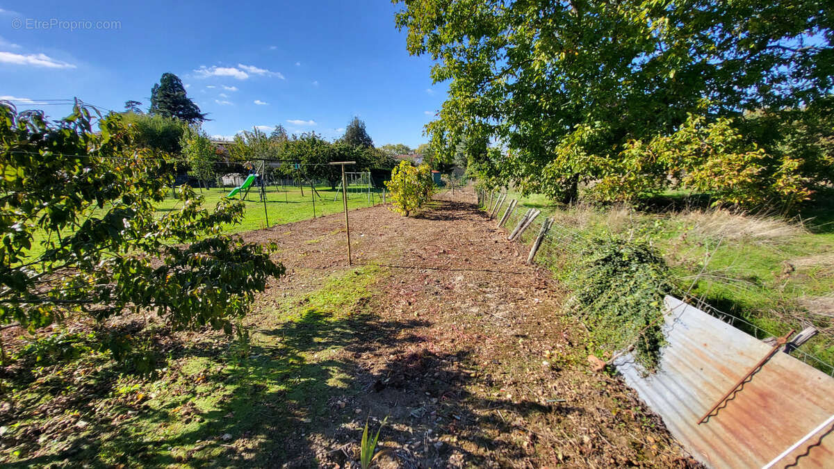 Maison à CEAUX-EN-COUHE