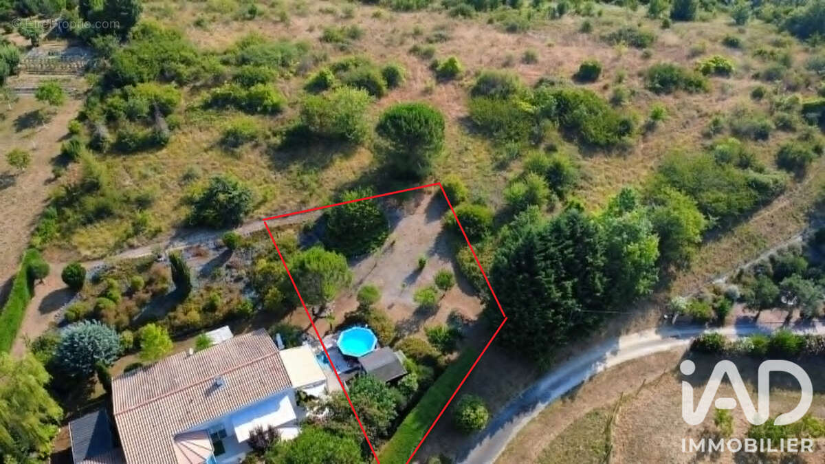 Terrain 550 m² à Montauban  - photo 2